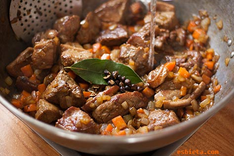 Bayas De Enebro Secas en Taro De Cristal 65 Gr | Regional Co